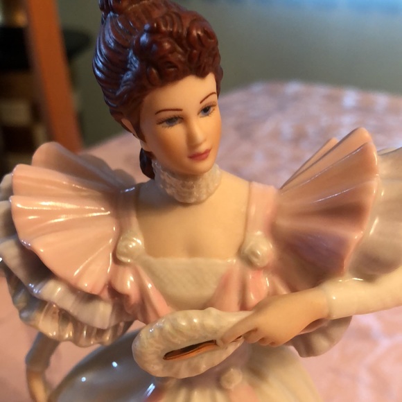 Lenox porcelain doll ivory and pink doll - Picture 4 of 9